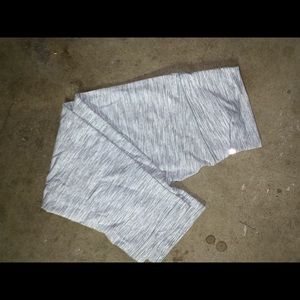 Lululemon crop leggings